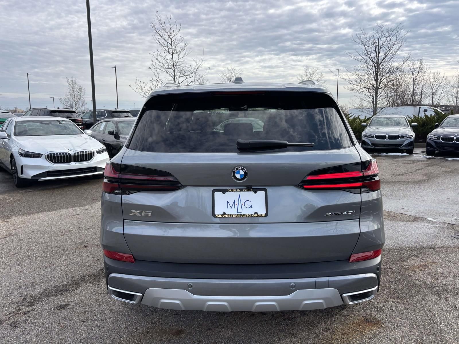 New 2026 BMW X5 xDrive40i w/ Climate Comfort Package AWD/4WD image 6