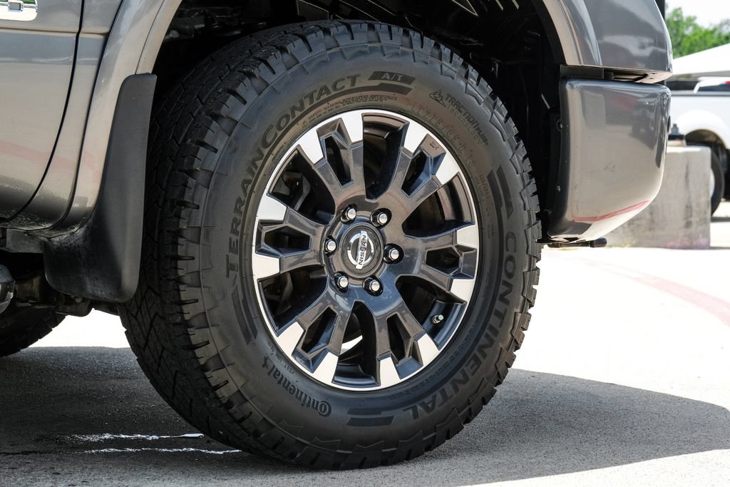 Used 2017 Nissan Titan PRO-4X w/ Pro-4x Convenience Package AWD/4WD image 67