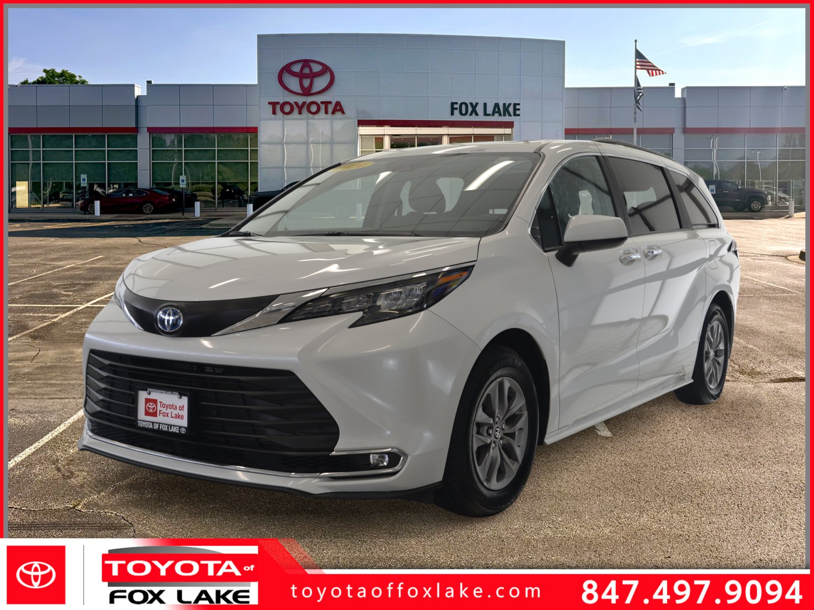 Used 2024 Toyota Sienna XLE AWD/4WD image 1