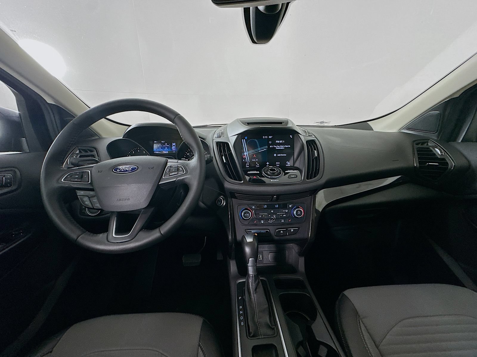 Used 2017 Ford Escape Titanium AWD/4WD image 15