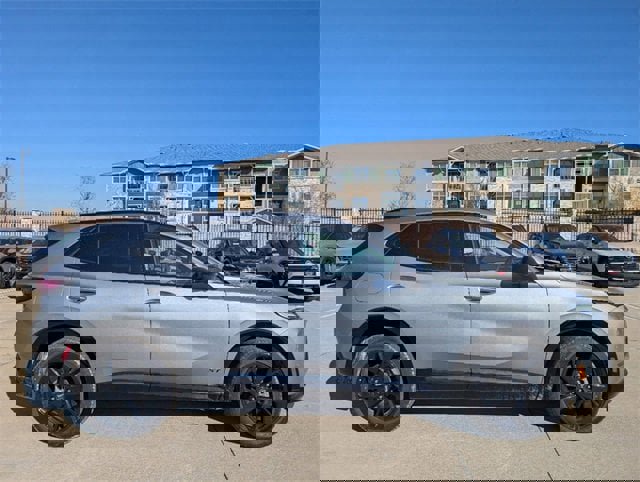 New 2025 Buick Envision Sport Touring image 3