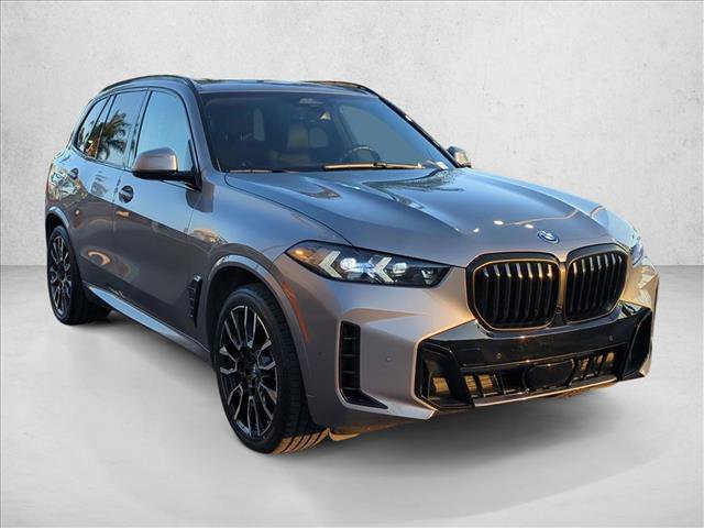 Used 2024 BMW X5 xDrive50e w/ M Sport Package AWD/4WD image 3