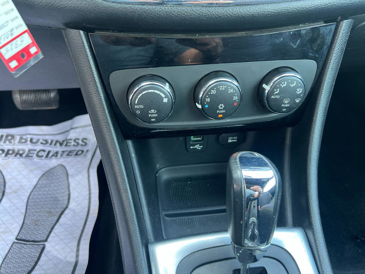 Used 2012 Chrysler 200 Touring image 14