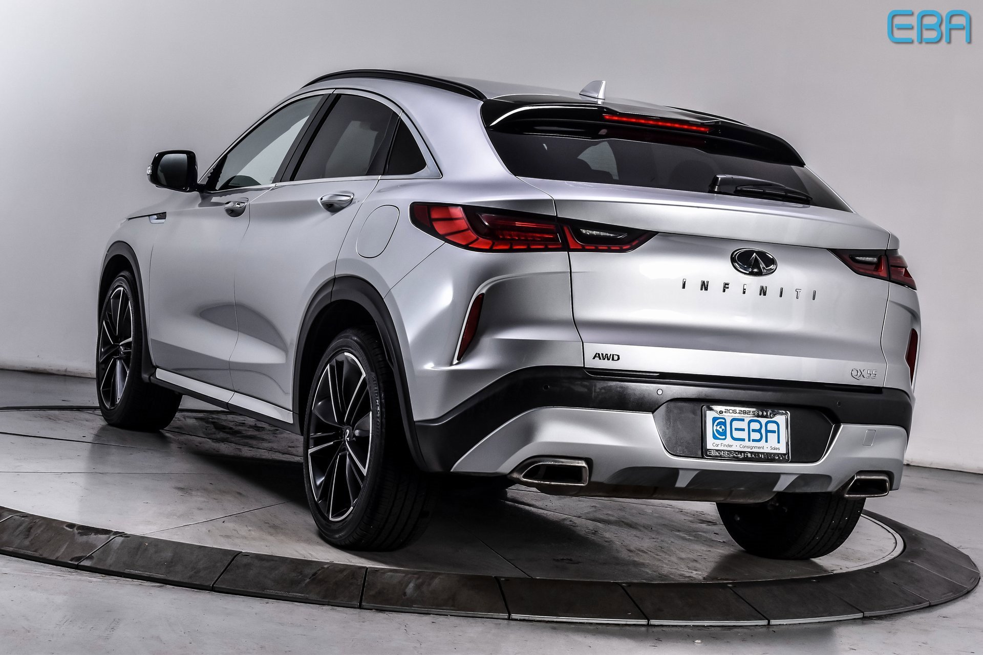 Used 2022 INFINITI QX55 Essential image 4