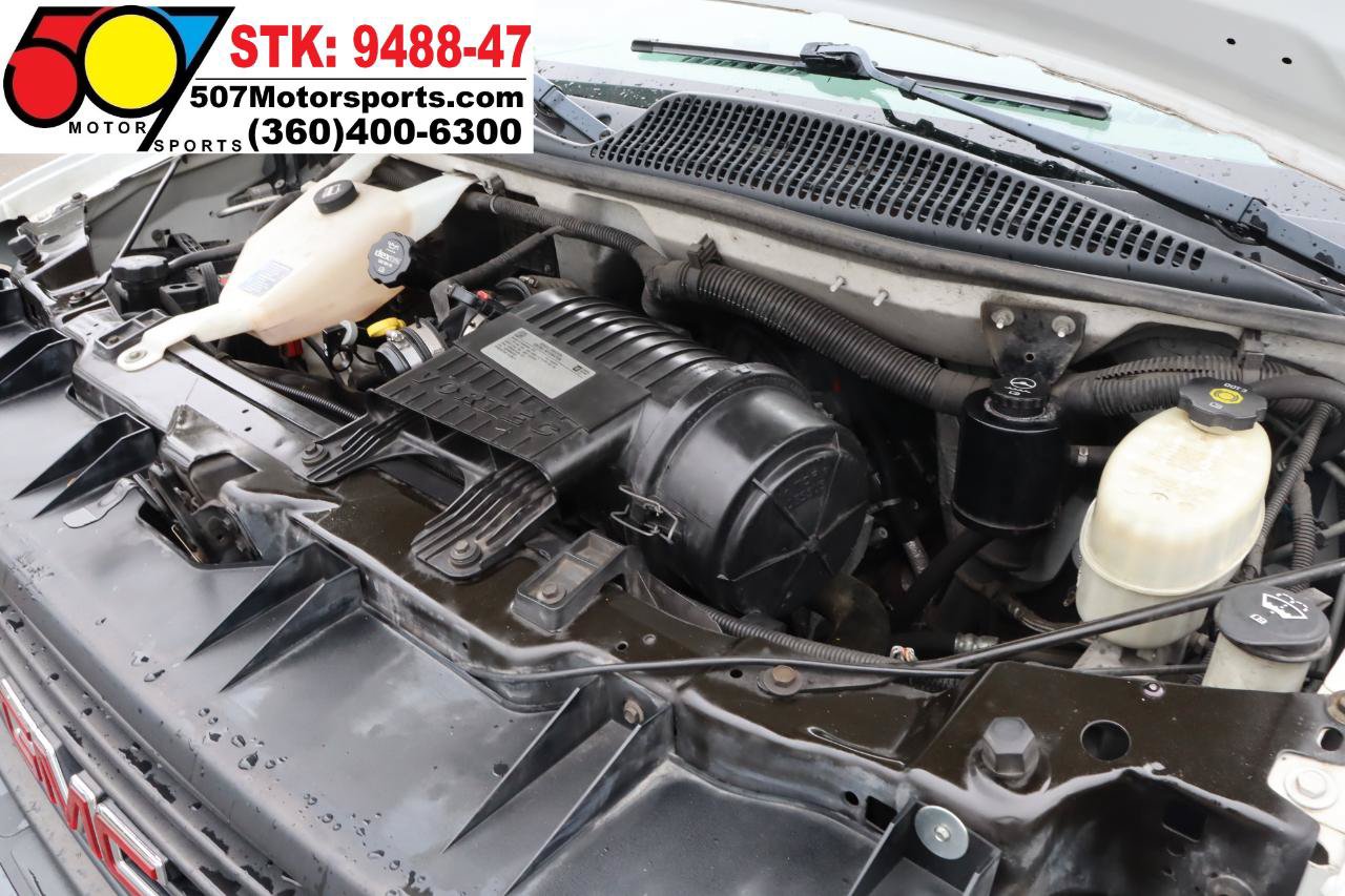 Used 2016 GMC Savana 3500 RWD image 24