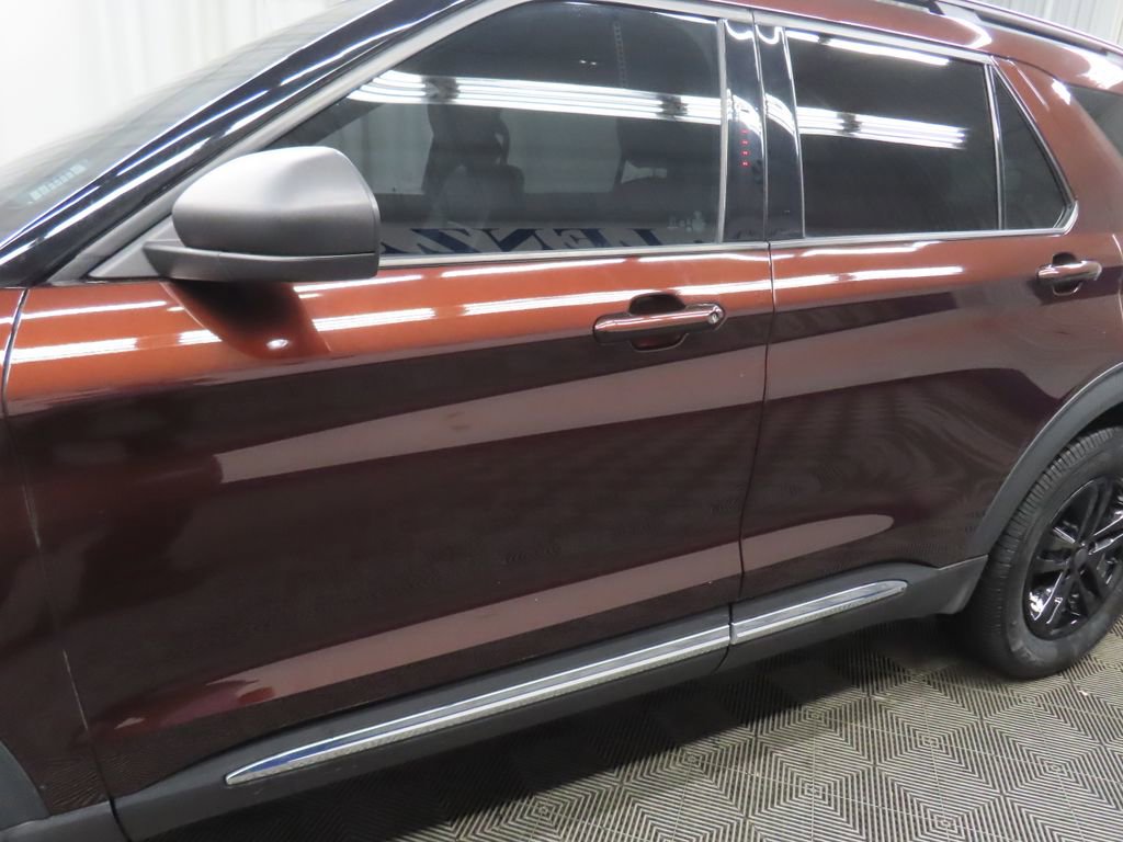 Used 2020 Ford Explorer XLT w/ Equipment Group 202A image 43