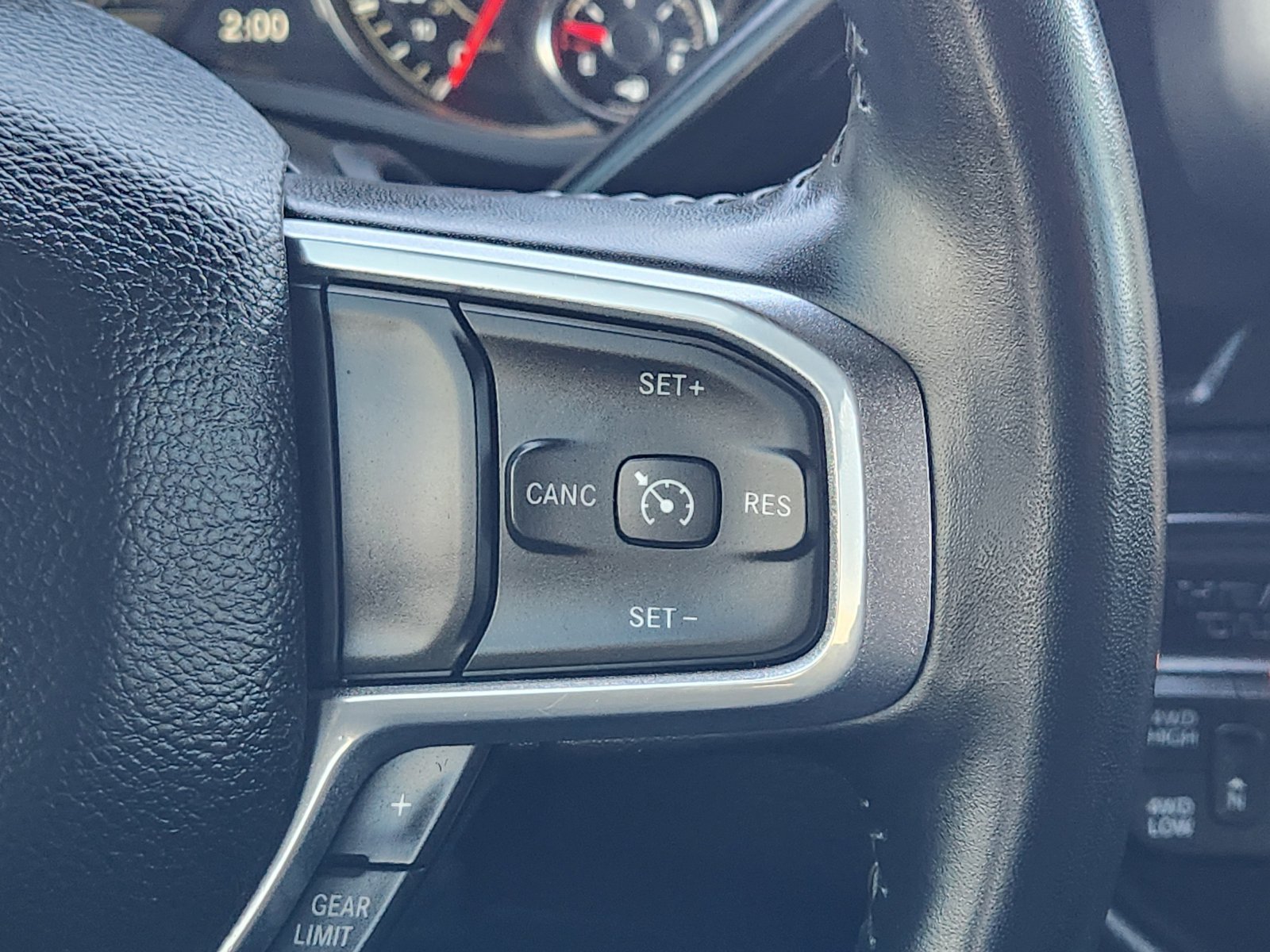 Used 2024 RAM 2500 Laramie w/ Night Edition AWD/4WD image 33