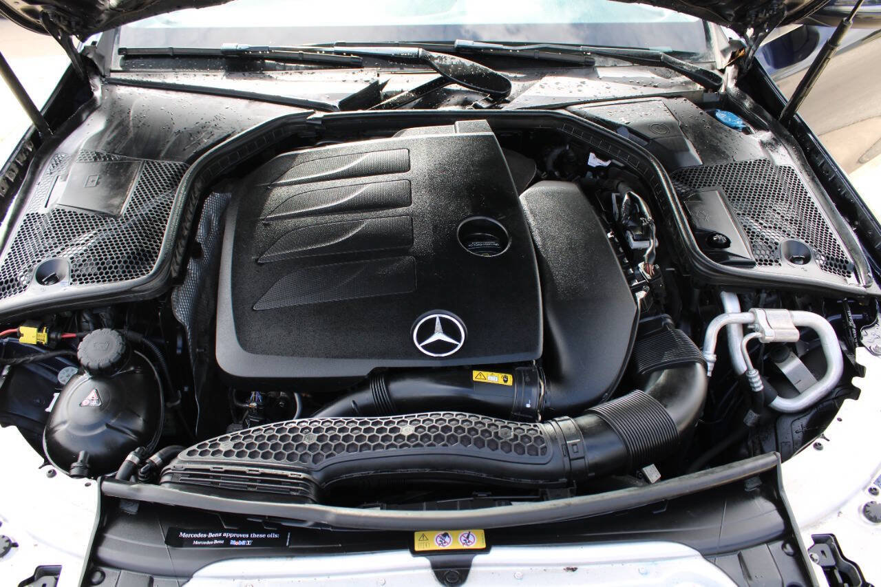 Used 2019 Mercedes-Benz C 300 4MATIC Sedan image 18