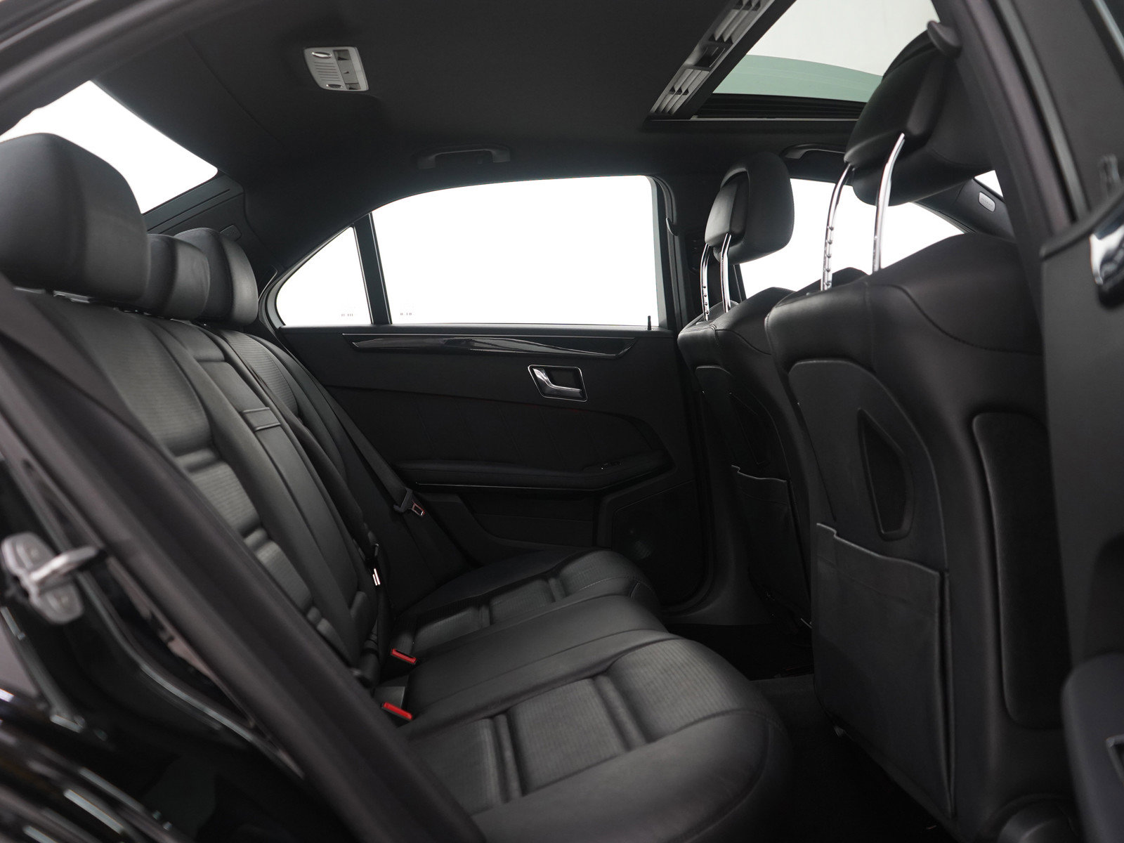 Used 2010 Mercedes-Benz E 63 AMG Sedan image 13