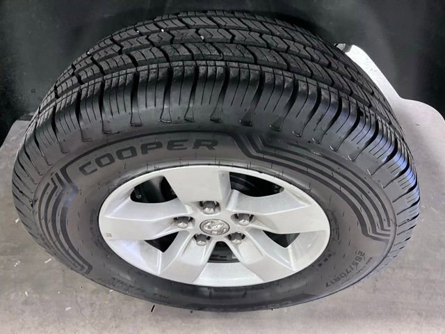 Used 2024 RAM 1500 Classic SLT image 10