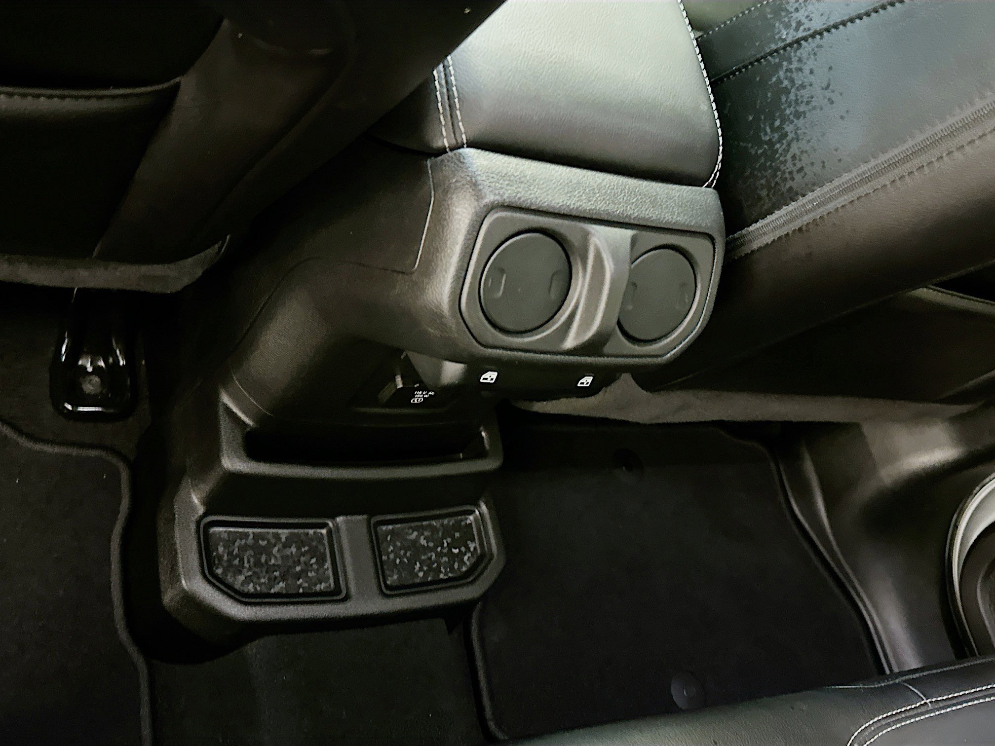 Used 2022 Jeep Wrangler Sahara image 28