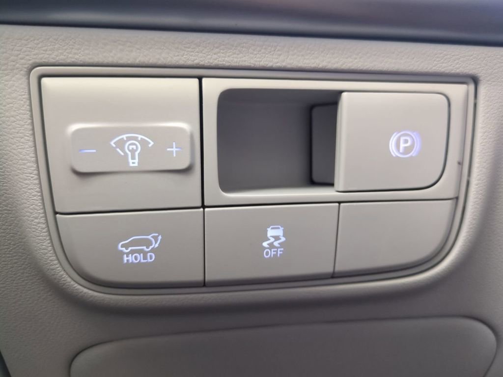 New 2026 Hyundai Tucson Limited image 30