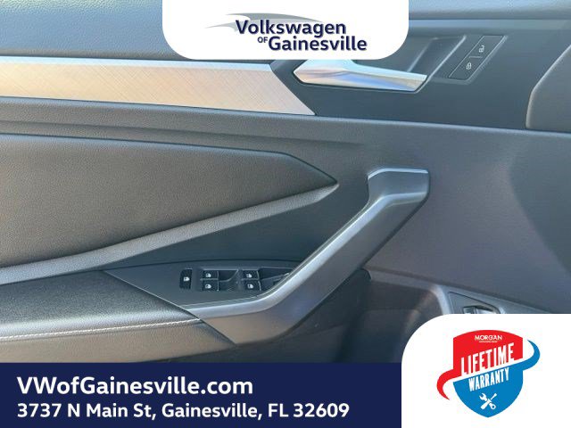 Certified 2024 Volkswagen Jetta SE FWD image 14