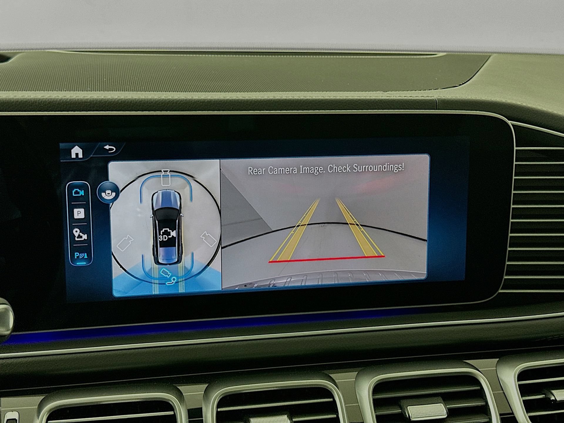 New 2026 Mercedes-Benz GLS 580 4MATIC image 15