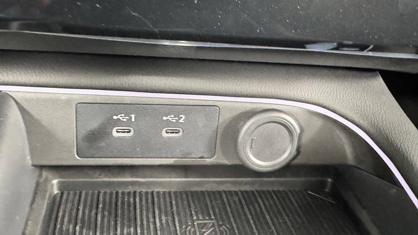 New 2026 Nissan Sentra SR w/ SR Premium Package FWD image 25