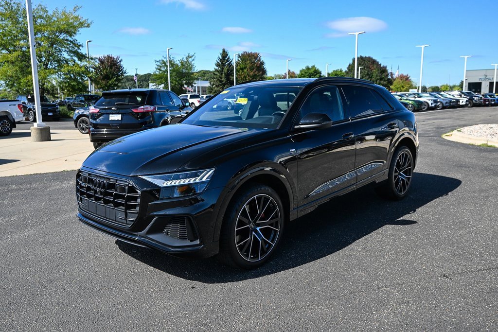 Used 2022 Audi Q8 Premium Plus image 9