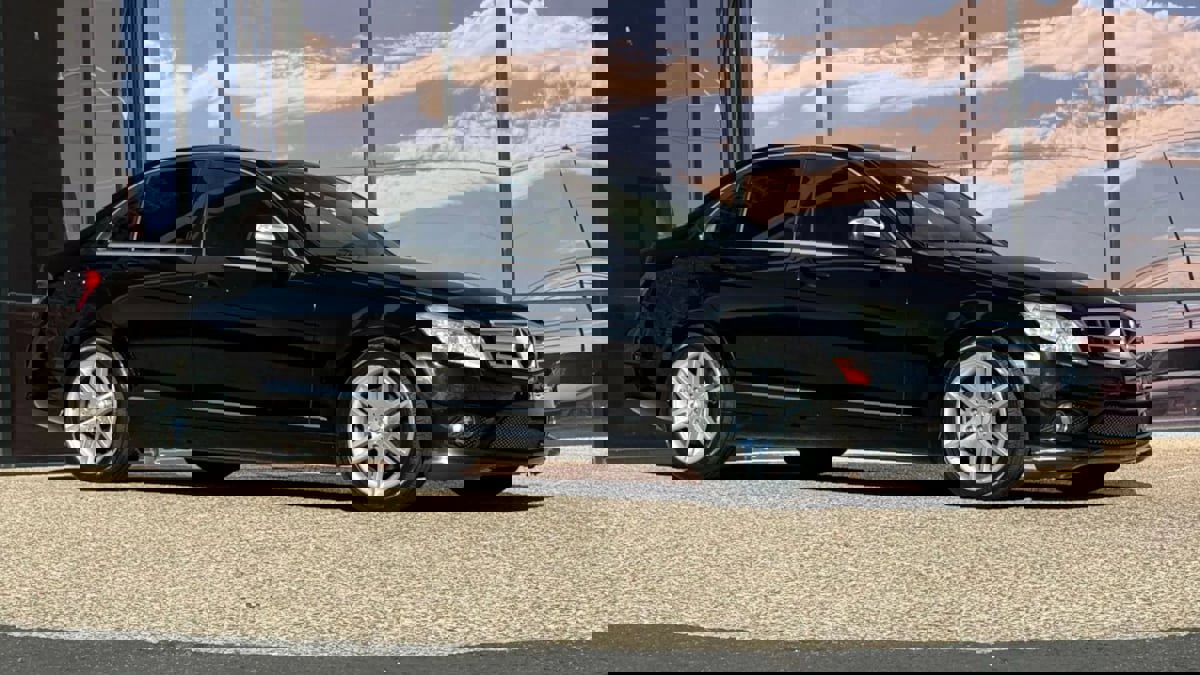 Used 2009 Mercedes-Benz C 350 Sport image 18