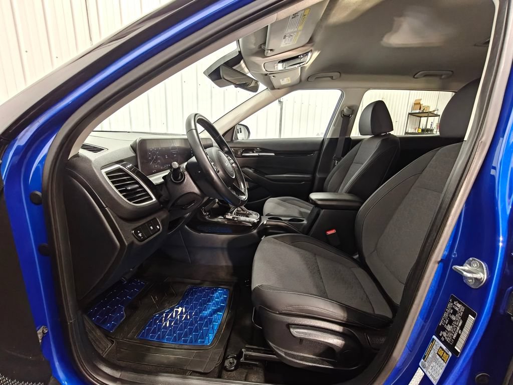 Used 2024 Kia Seltos S AWD/4WD image 24