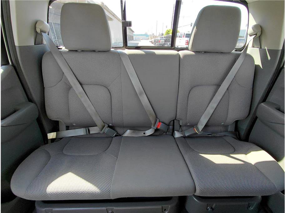 Used 2020 Nissan Frontier SV image 8