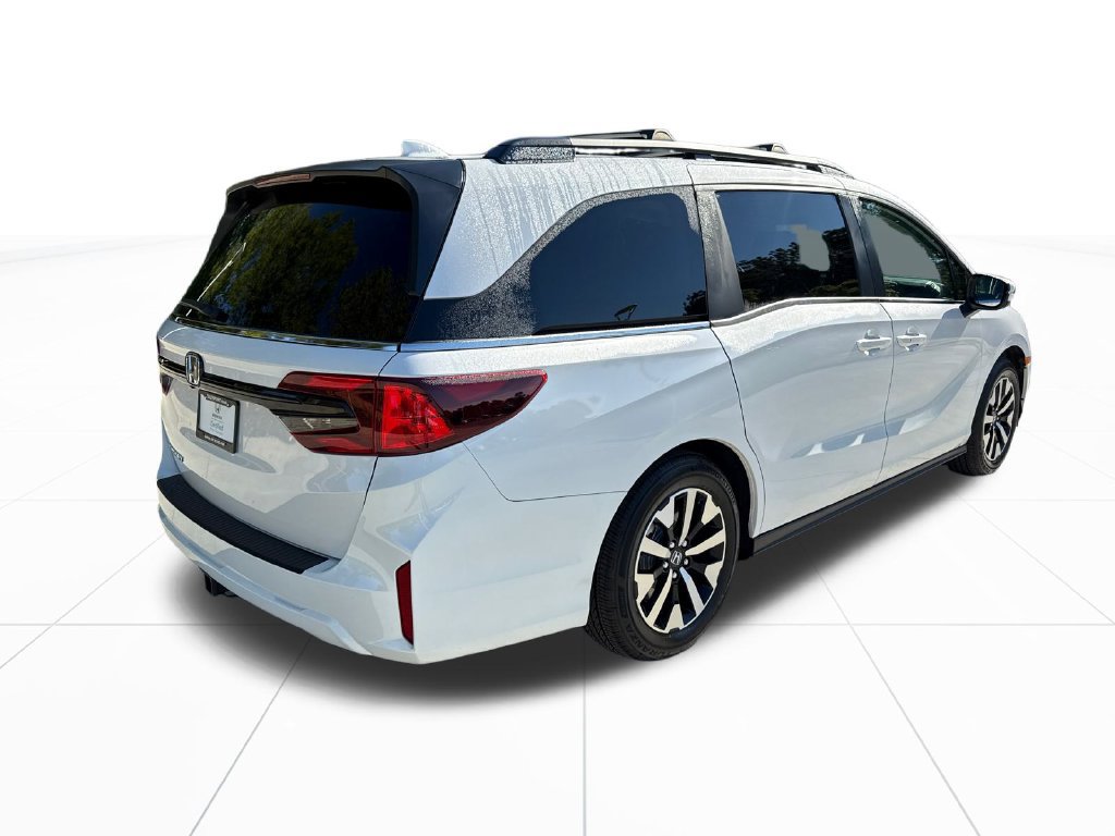 Certified 2026 Honda Odyssey EX-L image 9