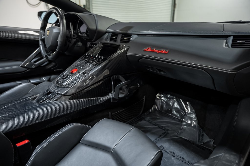 Used 2017 Lamborghini Aventador LP 700-4 image 56