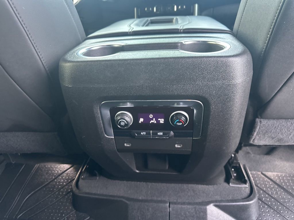 Used 2021 Chevrolet Tahoe Z71 image 26