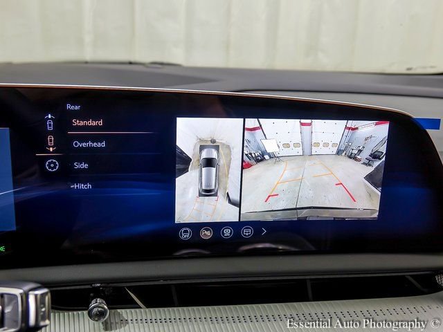 New 2026 Cadillac Optiq Sport 1 w/ LPO, Floor Liner Package AWD/4WD image 15