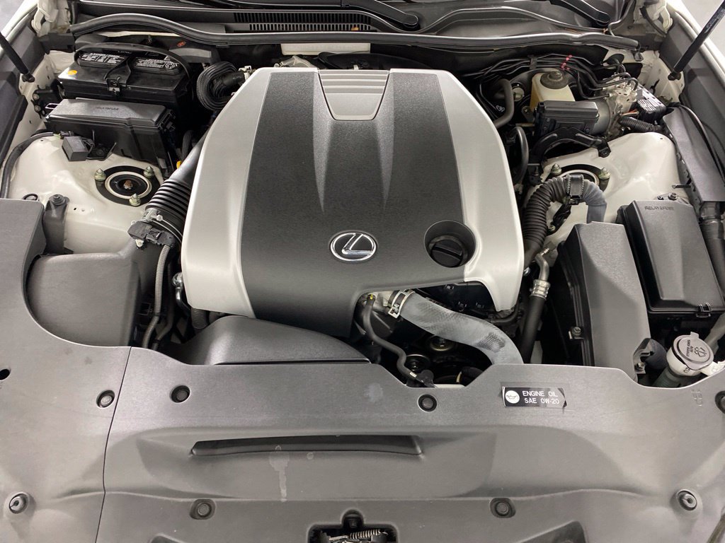 Used 2015 Lexus RC 350 w/ Luxury Package RWD image 30