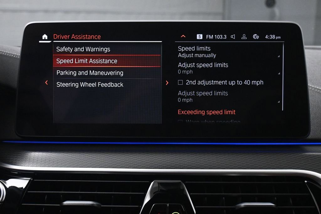 Used 2023 BMW M550i xDrive w/ Dynamic Handling Package AWD/4WD image 40