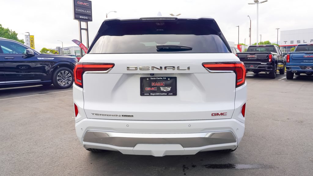 New 2026 GMC Terrain Denali AWD/4WD image 8