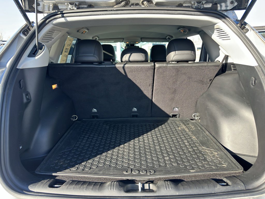 Used 2022 Jeep Compass Latitude w/ Convenience Group image 34