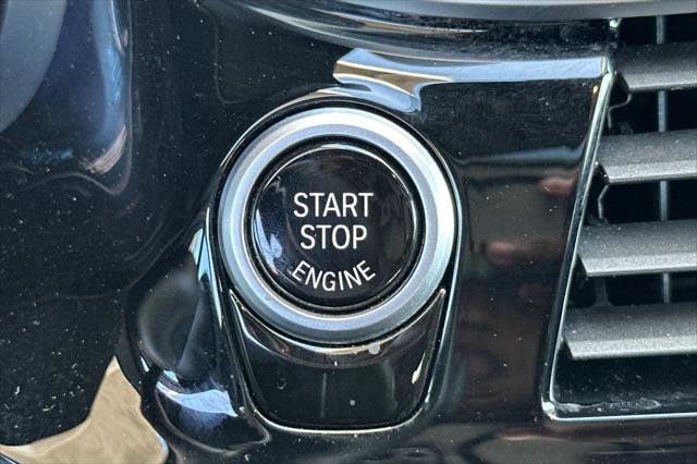 Used 2023 BMW 530e w/ M Sport Package image 21