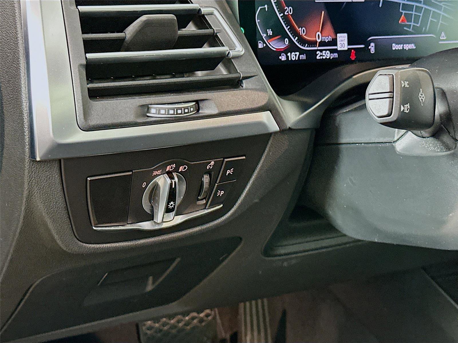 Used 2023 BMW X4 xDrive30i w/ Premium Package image 10