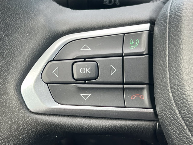 Used 2023 Jeep Compass Latitude w/ Sun and Sound Group AWD/4WD image 22