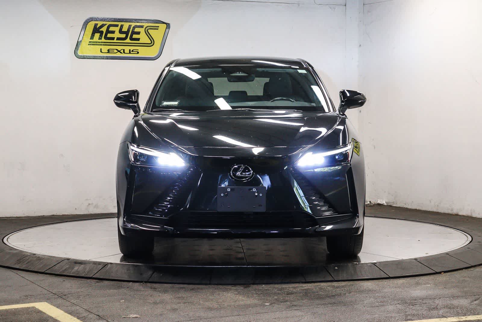 Used 2024 Lexus RZ 300e Premium FWD image 6