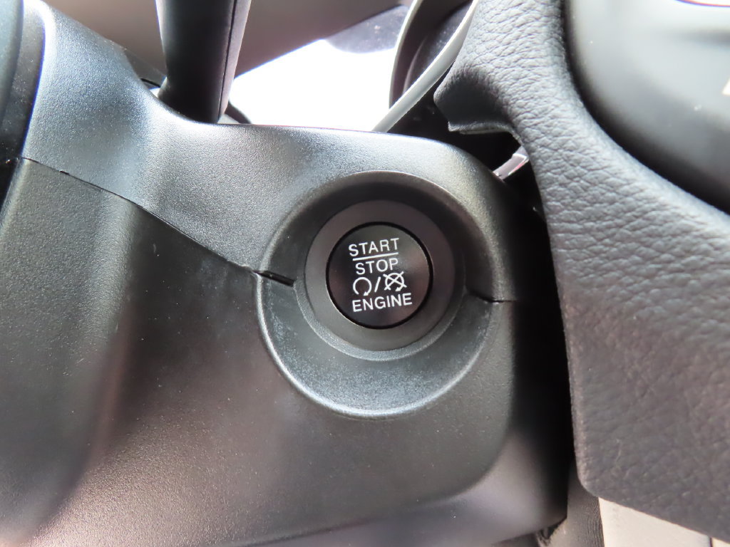 Used 2019 Jeep Compass Latitude w/ Popular Equipment Group FWD image 10