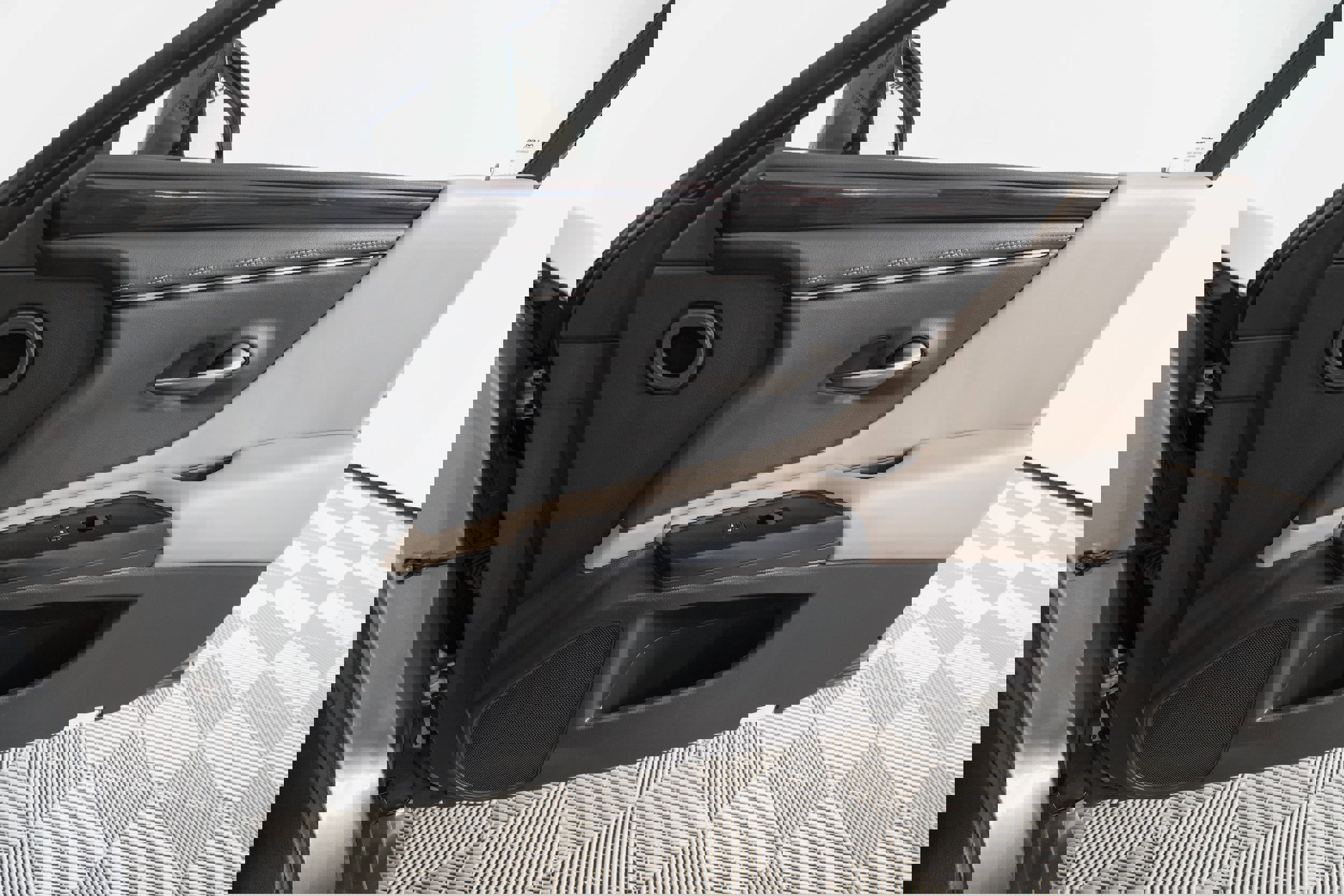 Certified 2020 Lexus ES 300h ES 300h Sedan image 21