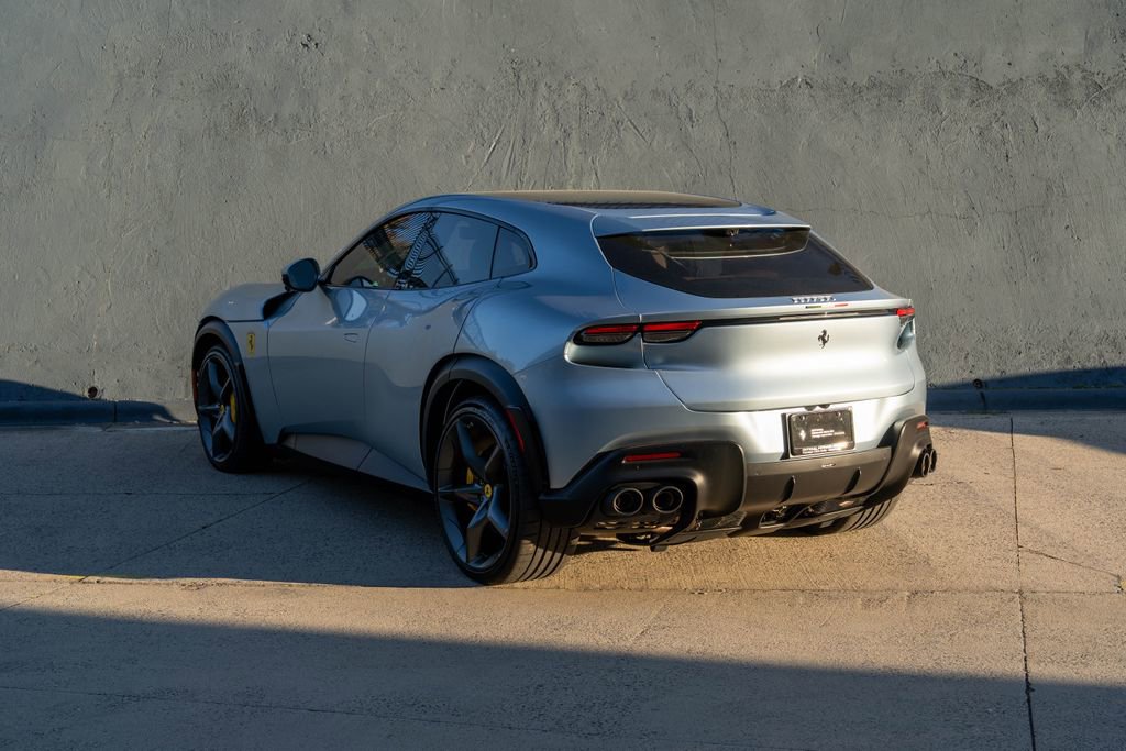 Certified 2025 Ferrari Purosangue image 2