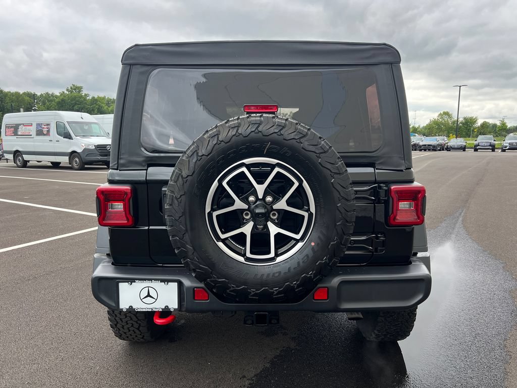 Used 2025 Jeep Wrangler Unlimited Rubicon AWD/4WD image 6