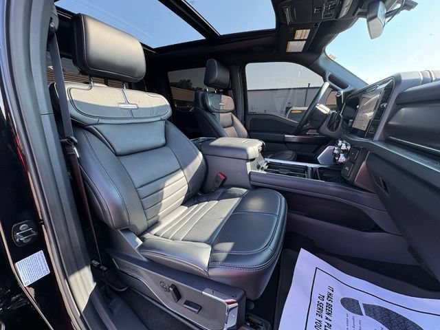 Used 2026 Ford F350 Platinum w/ FX4 Off-Road Package AWD/4WD image 33