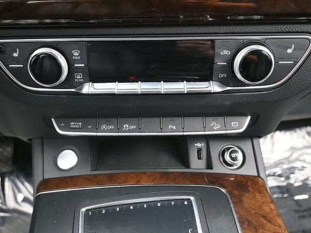 Used 2020 Audi Q5 2.0T Premium Plus image 18