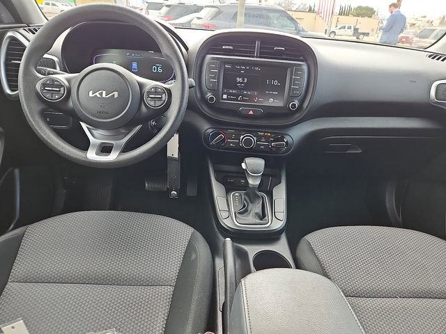 Used 2024 Kia Soul LX w/ Option Group 015 image 12