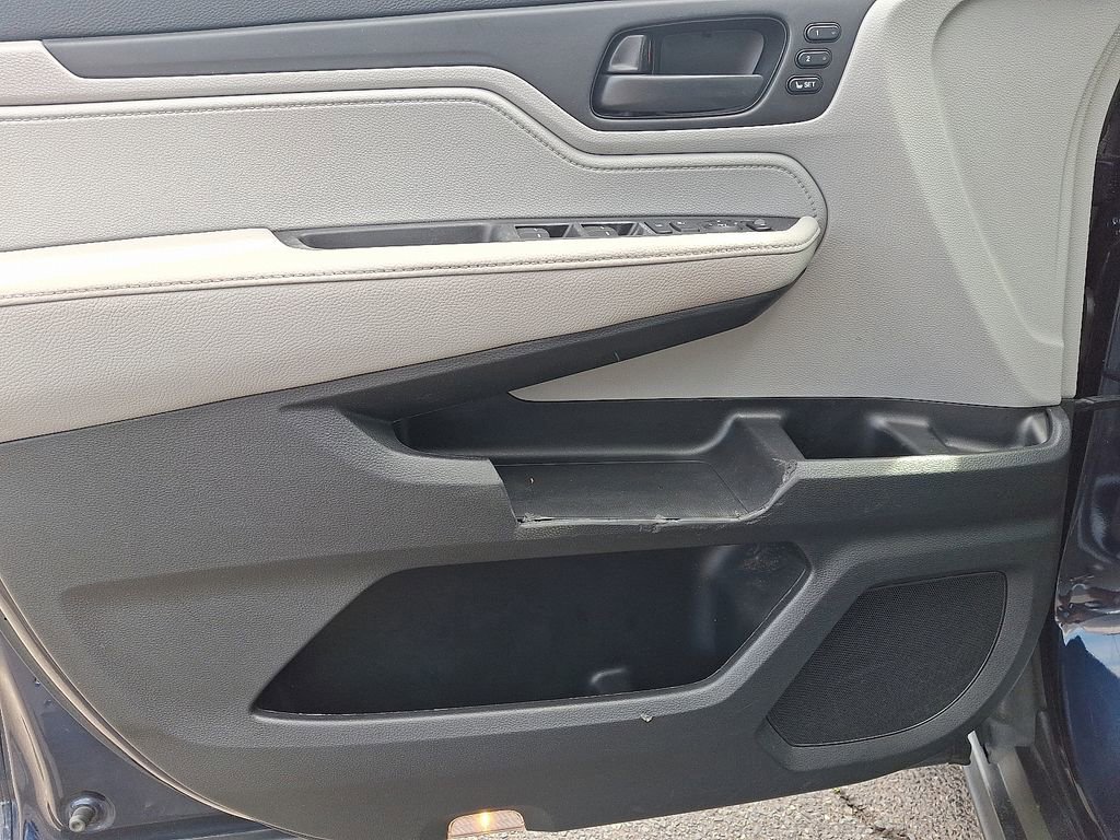 Used 2021 Honda Odyssey EX-L image 12