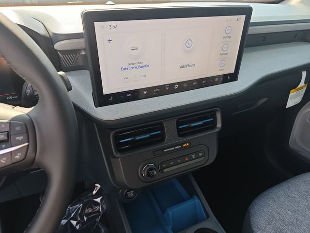 New 2025 Ford Maverick XLT w/ XLT Luxury Package FWD image 20