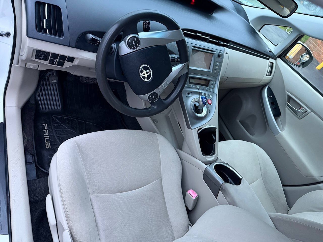 Used 2012 Toyota Prius Two FWD image 13
