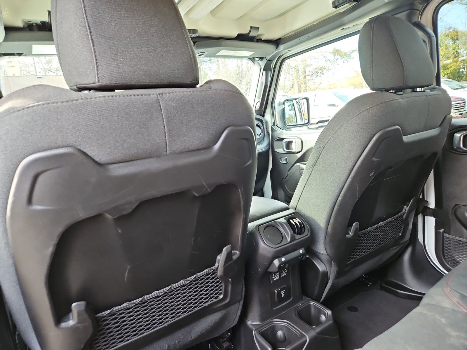 Used 2025 Jeep Wrangler Unlimited Rubicon image 20