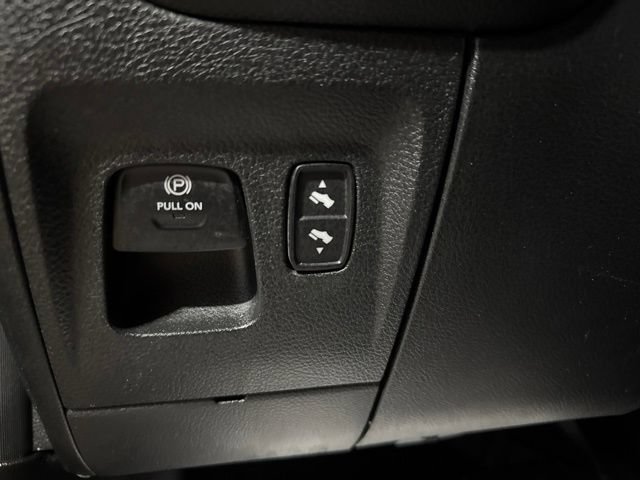 Used 2024 RAM 1500 Big Horn AWD/4WD image 9