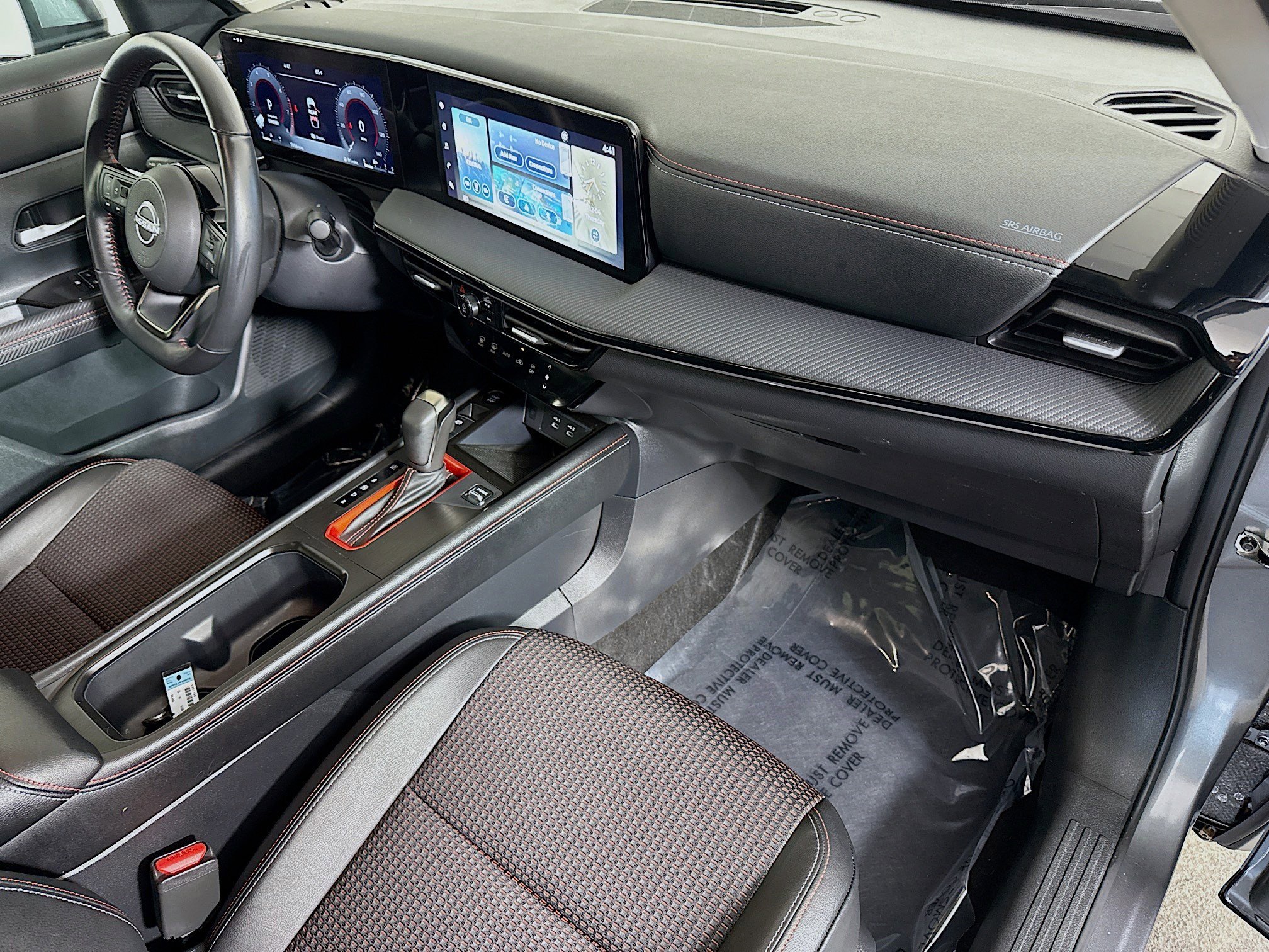 Used 2025 Nissan Kicks SR w/ Interior Electronics Package image 30