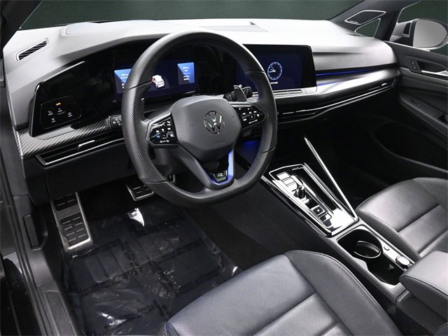 Used 2024 Volkswagen Golf R image 9