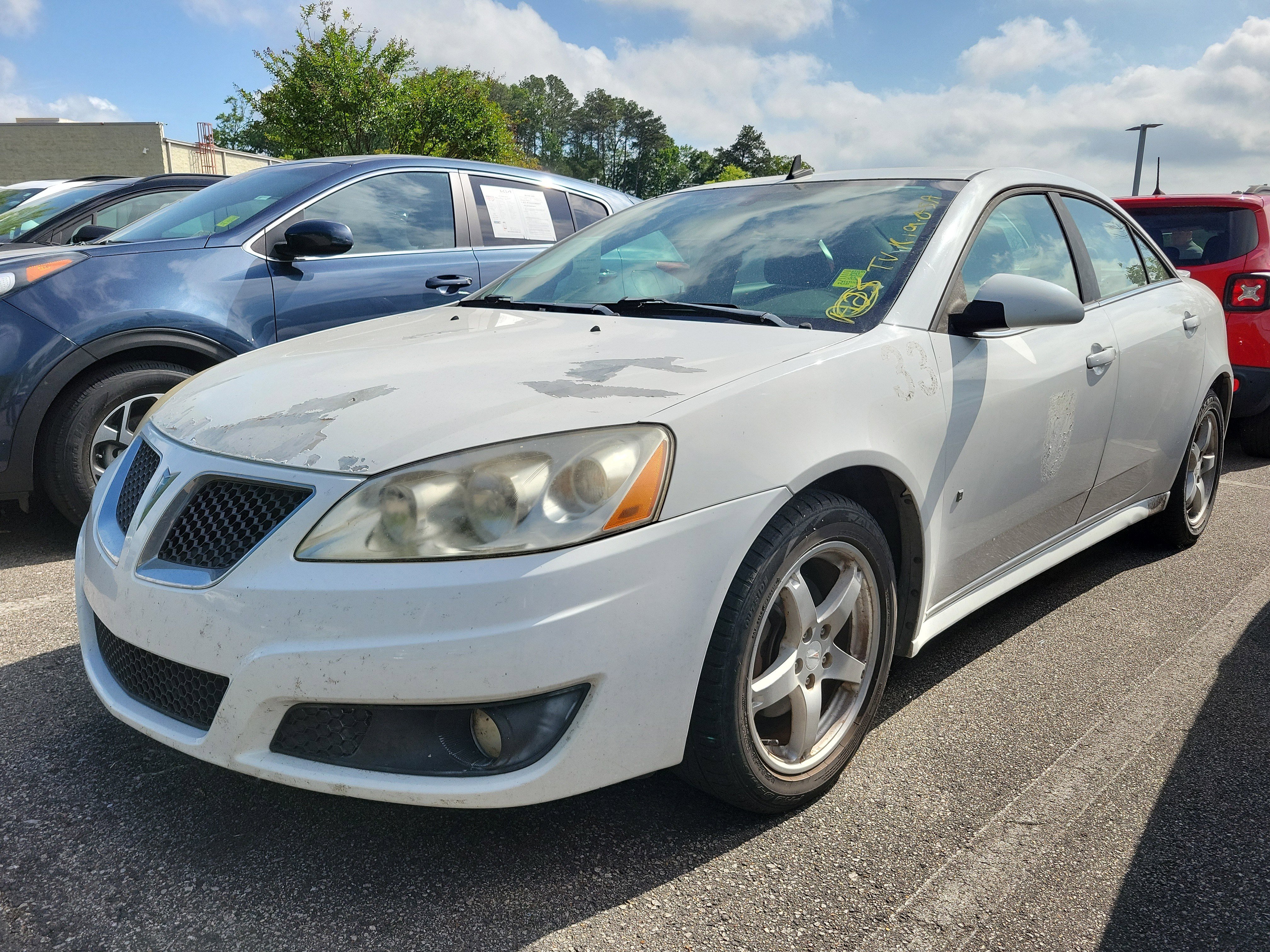 Used 2009 Pontiac G6 Sedan w/ Sport Package 2 FWD image 3